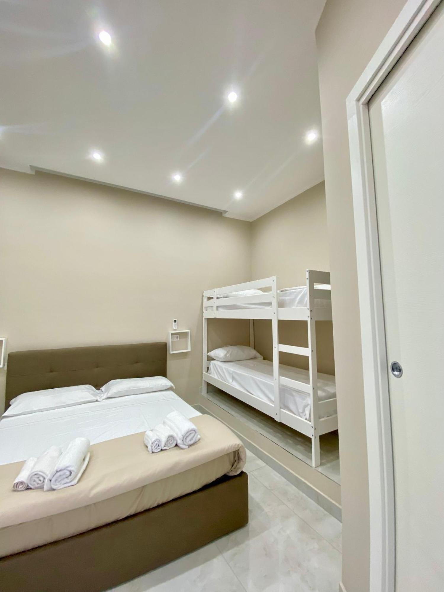 Bed & Breakfast Royal Dream Naples